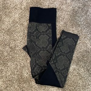 Joylab Snakeprint Leggings